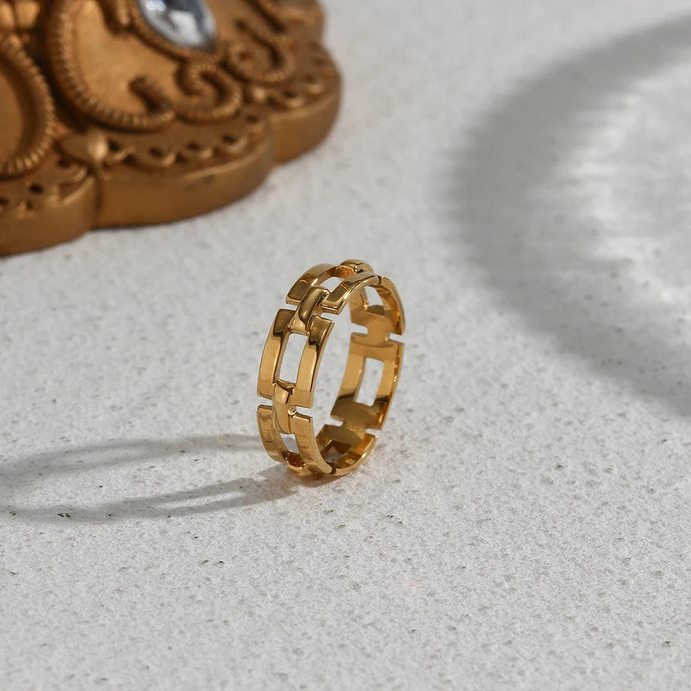 E.B.belle Minimalist New Basic Hollow Square Chain Ring Non Tarnish Titanium Steel Rings For Women Geometric Gold Ring