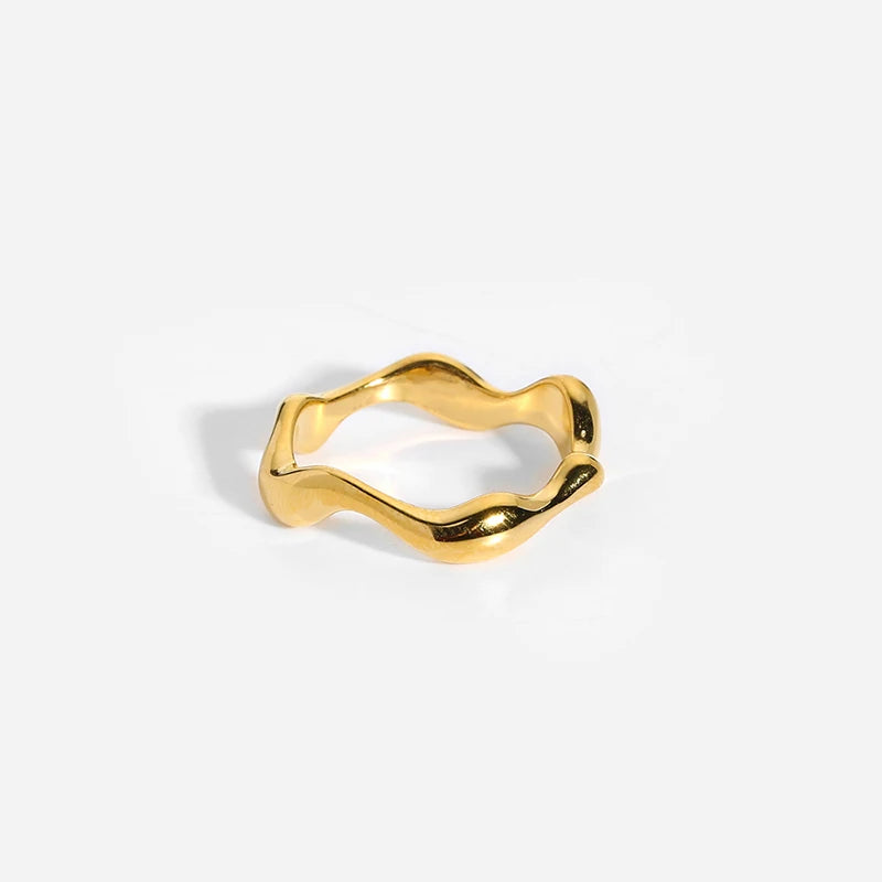High Quality Waterproof Stainless Steel Wave Signet Rings For Ladies Tarnish Free Jewelry Dainty Thin Bold Rings Gift