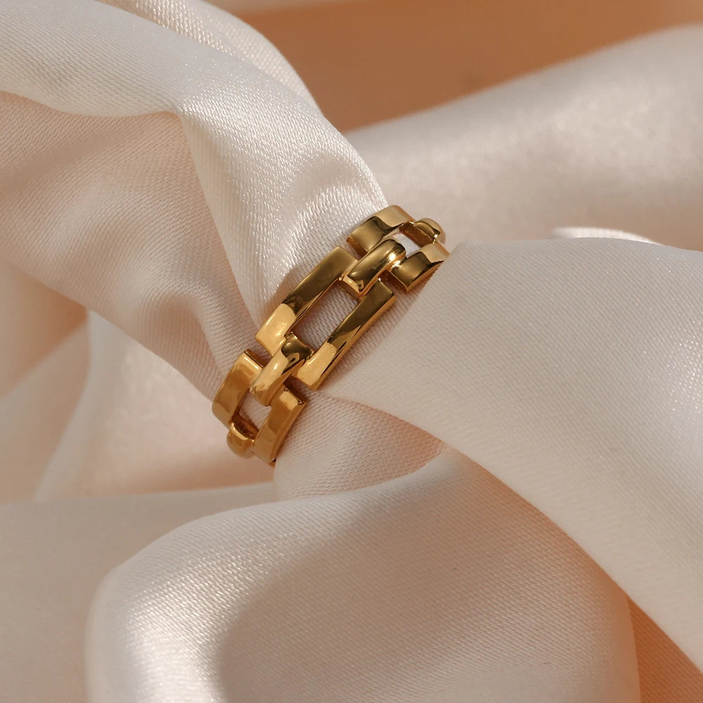 E.B.belle Minimalist New Basic Hollow Square Chain Ring Non Tarnish Titanium Steel Rings For Women Geometric Gold Ring