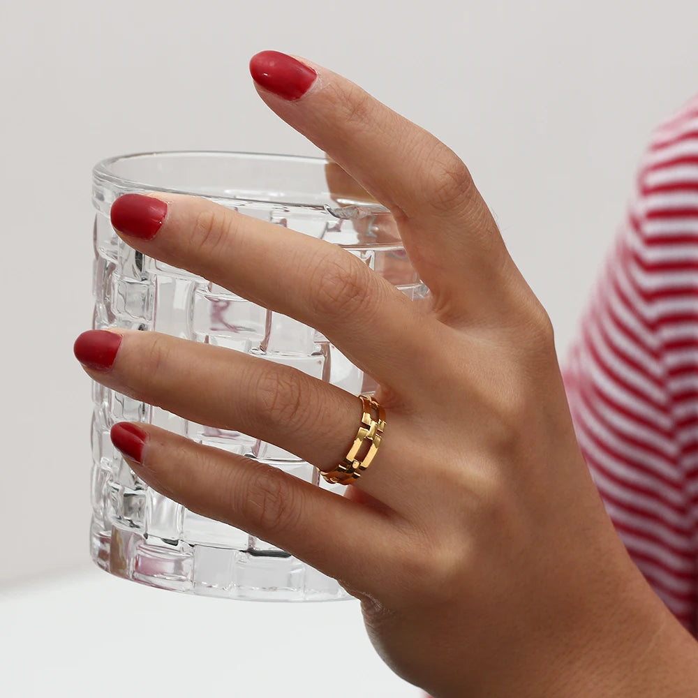 E.B.belle Minimalist New Basic Hollow Square Chain Ring Non Tarnish Titanium Steel Rings For Women Geometric Gold Ring